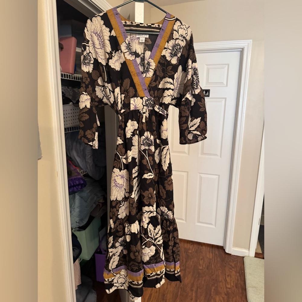 Sofia by Sofia Vergara Floral Long Sleeve Kimono Style Dress
